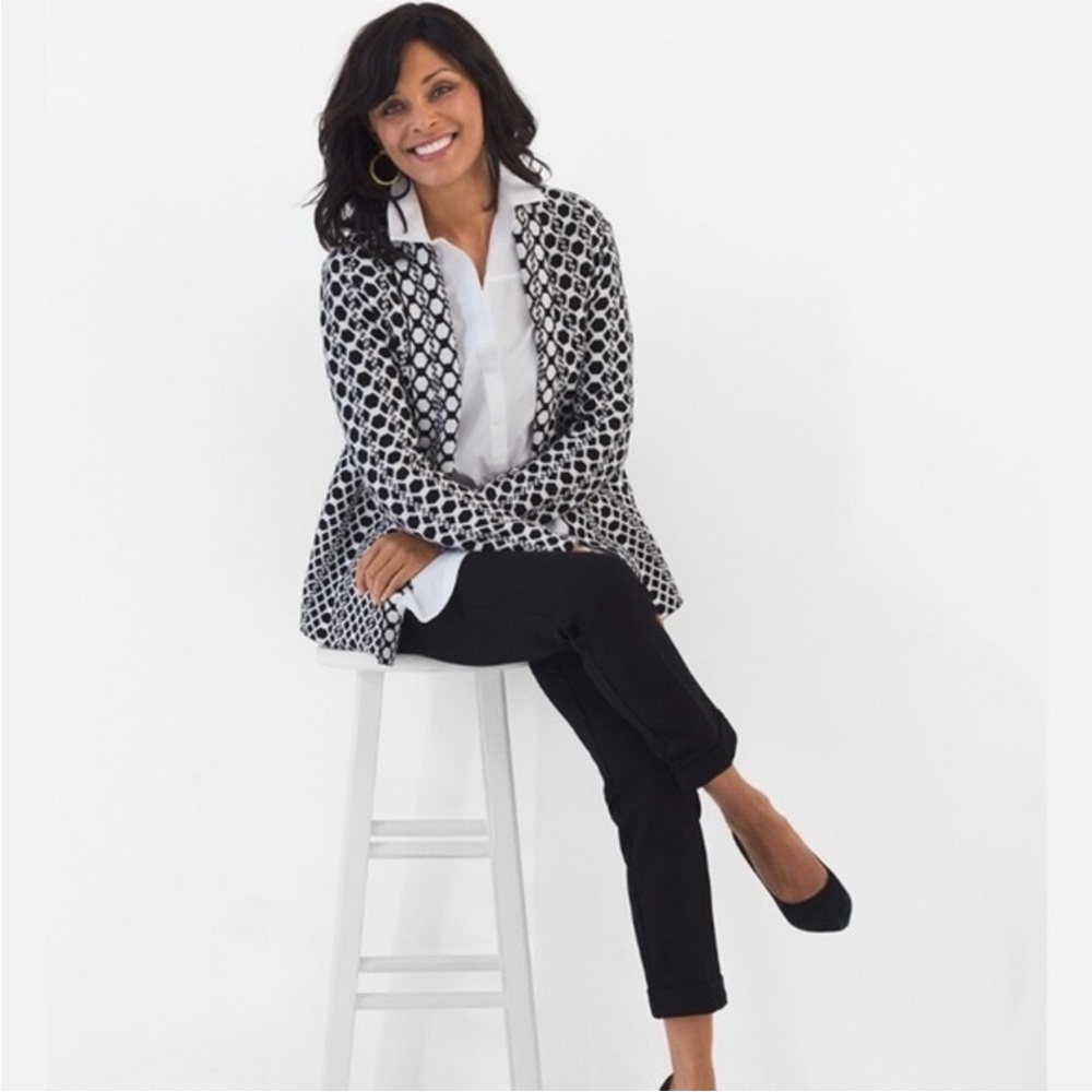 Chico's Black and White Geometric Cardigan Size Medium